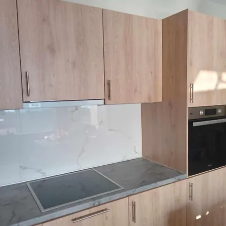 Katerina's * نِكيانا